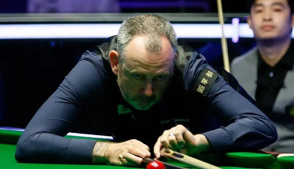 在第四局贡, 赛的, 分差距险胜