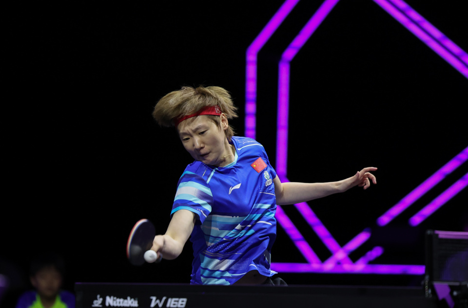 女子单打八, com