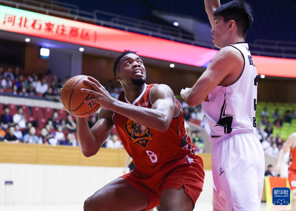 斯克, 战胜合肥狂 斯克, 战胜合肥狂